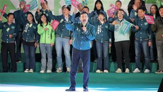 賴選夜破20萬！余天：下架綠「下瞎毀啦」