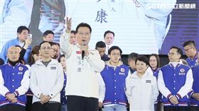 ▲侯友宜、趙少康「贏回中華民國」選前之夜。侯友宜趙少康朱立倫（圖／記者鄭孟晃攝影）