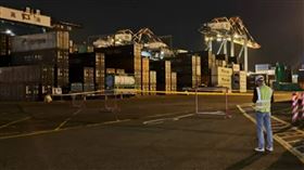 高雄港,63號馬頭,氫氟酸,化骨水,封鎖線.外洩