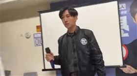 曾玟學。（圖／翻攝自曾玟學臉書直播）