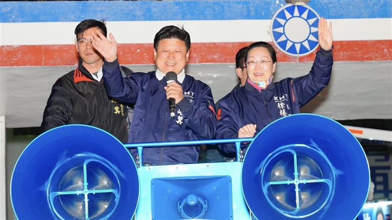 傅崐萁喊話柯文哲：同心協力制衡民進黨！