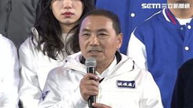 ▲侯友宜選後感言與金溥聰相擁