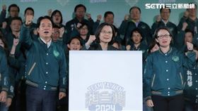 賴清德競選總部，賴清德、蕭美琴、蔡英文。（圖／記者楊澍攝影）