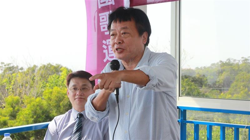 小黨團滅！他辭黨主席　建議「解散政黨」