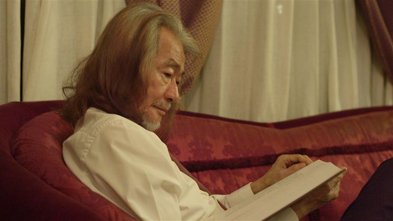 施明德83歲逝　媒體人發黑底白字4字致敬