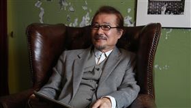 施明德憶橋頭事件　認當年結局荒謬橋頭事件40週年，前民進黨主席施明德（圖）接受中央社專訪時表示，國民黨特務組織當年先製造吳泰安事件，咬定當時高雄本土勢力大老余登發涉案，再逮捕余登發父子以嚇阻黨外運動集結，他說，「橋頭事件結局非常荒謬，吳泰安竟然成了白色恐怖最後一名被槍決的政治犯，極其荒唐」。中央社記者張新偉攝　108年1月20日