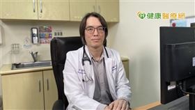 林中行醫師表示，法布瑞氏症是一種罕見遺傳性疾病，建議有家族病史的民眾，主動至醫院抽血篩檢。