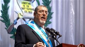 瓜地馬拉總統當選人阿雷巴洛（Bernardo Arevalo）。（圖／翻攝自Bernardo Arevalo 臉書）