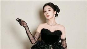 ▲楊冪。（圖／翻攝自微博）