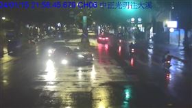 肇逃,贓車,攔截圍捕,自撞,板橋,三峽,新北,