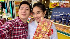 網紅騏樂找何妤玟砸7萬2刮刮樂。（圖／騏樂繞地球 提供）