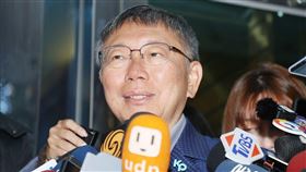 ▲柯文哲選後首次現身參加台灣民眾黨中央黨部暨競辦主管會議。（圖／記者邱榮吉攝影）