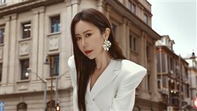 安晨妤今（16）日在臉書曝光少東前夫張劭緯的惡行。（圖／翻攝自安晨妤臉書）