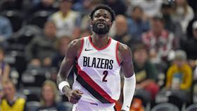 ▲拓荒者中鋒艾頓（Deandre Ayton）因為道路結冰受困家中。（圖／美聯社／達志影像）