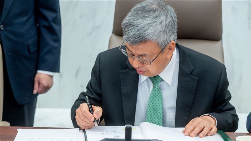 慰留陳內閣!蔡英文請陳建仁持續帶領內閣團隊 以穩定政局及穩健交接 政治 三立新聞網