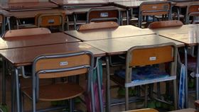 教室，課桌椅(圖／PIXABAY)