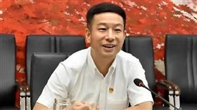 方威為人低調的，很少在公開活動中露面，是知名的「隱形富豪」。（圖／翻攝自微博）