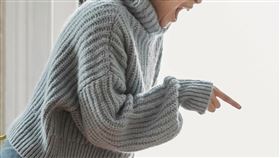 生氣，責罵．批評（翻攝自 Pexel)