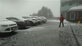 合歡山又下雪了。　松雪樓　（圖／南投林管處提供）