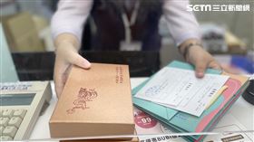 龍年套幣。（圖／記者王翊綺攝影）