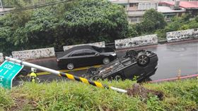 新北,淡水,號誌桿,烏龜翻,