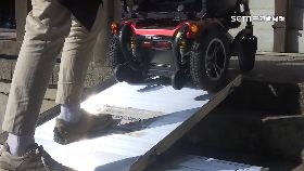 文 輪椅卡國漫1800