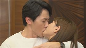 馬俊麟,周宇柔。（民視提供