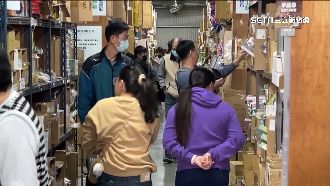 獨／台南賣場供拖籃採買　民眾封台灣風情