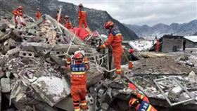 中國雲南省,土石流,災情,喪命,受困https://m.weibo.cn/detail/4993220788617524