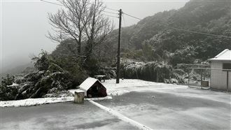不用出門在家賞雪！「全台雪景直播」看這