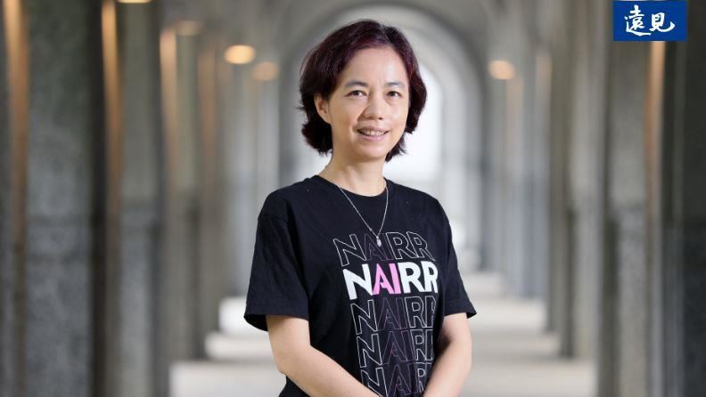 移民小女孩變美國白宮AI顧問奮鬥傳奇揭密