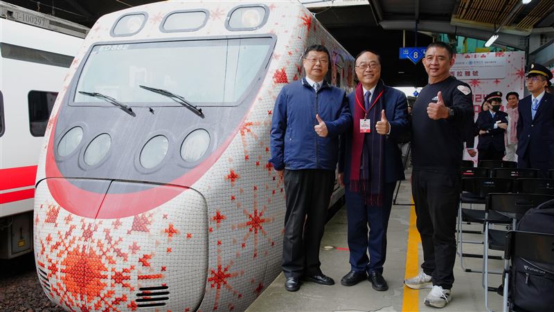 像噴血？彩繪列車遭酸　西拉雅族有話要說