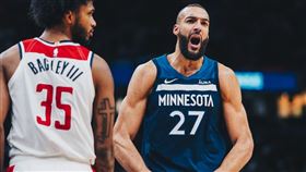 灰狼中鋒戈貝爾。（圖／翻攝自灰狼隊官方X）