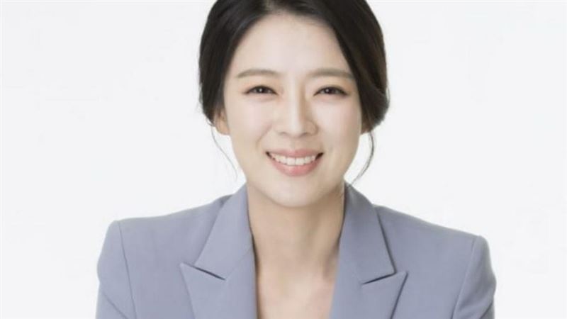 韓國執政黨議員裴賢鎮　首爾遇襲濺血送醫