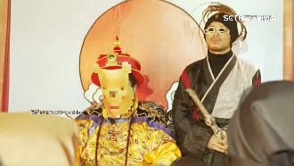 黃袍維尼習主席　黃明志超狂新歌遭出征