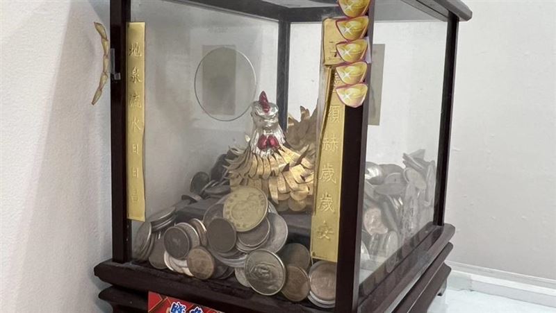 幫金雞裝溫水禦寒　3男子刮刮樂爽中百萬