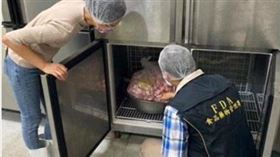 ▲食藥署公布學校自設廚房稽查專案結果。成淵高中的「手工板豆腐」檢出防腐劑違規。（圖／食藥署提供）