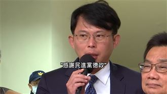 獨／黃國昌老家拆除進度　嗆立碑謝民進黨