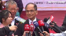 ▲游錫堃參加2024甲辰年國會迎新春-好運龍總來新春揮毫活動