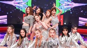 「龍飛鳳舞萬象新」舞蹈PK單元（圖／民視提供）