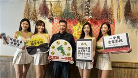 台中一中商圈走春市集2/2登場農曆春節將至，台中市一中街商店管理委員會29日召開記者會，宣布一中商圈將於2月2日到18日舉辦走春市集，打造歡樂時尚的年節購物場所。中央社記者郝雪卿攝  113年1月29日