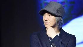 網友與粉絲赫然發現，這麼多年以來周星馳與楊紫瓊居然從未合作過。（圖／翻攝自微博）