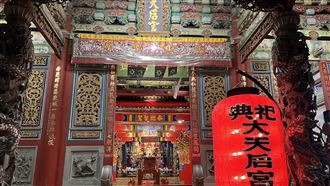 台南推埕南燈區　3條散步路線朝聖各廟宇