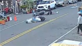 傻眼！2車相撞男逃離現場　奔跑百米「跳蓮池潭」