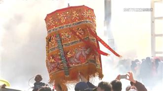 獨／拱天宮籲申請授權　免費結緣才給過