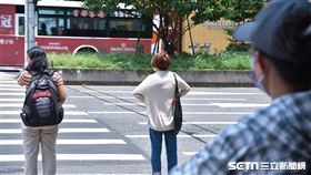 天氣/夏天/高溫(記者陳弋攝影)