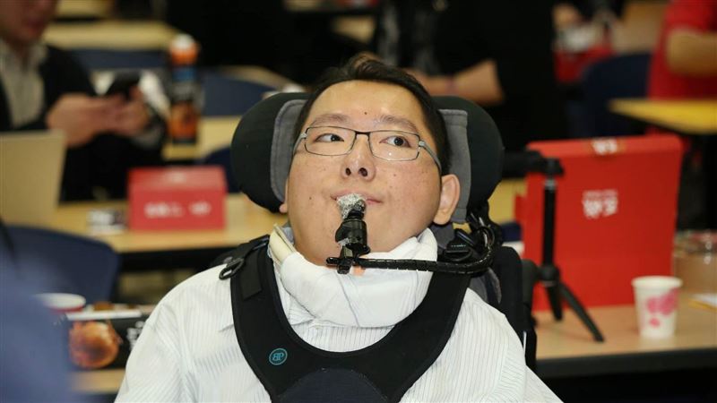 陳俊翰不談賀瓏了！揭三百SMA病友無藥用