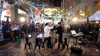 OUBA MUSIC信義區開唱！驚喜合體夯歌原唱