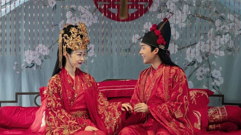 中國男星喜曬婚紗照　網友勸：別回相聲圈
