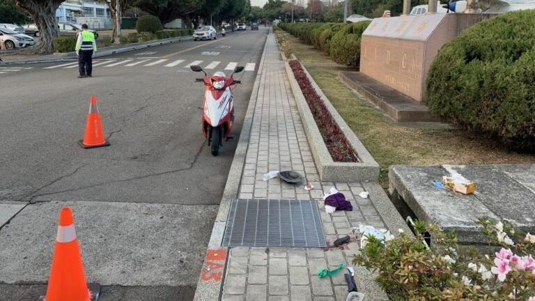 離奇！老翁闖漢翔　騎車自撞路緣倒地身亡